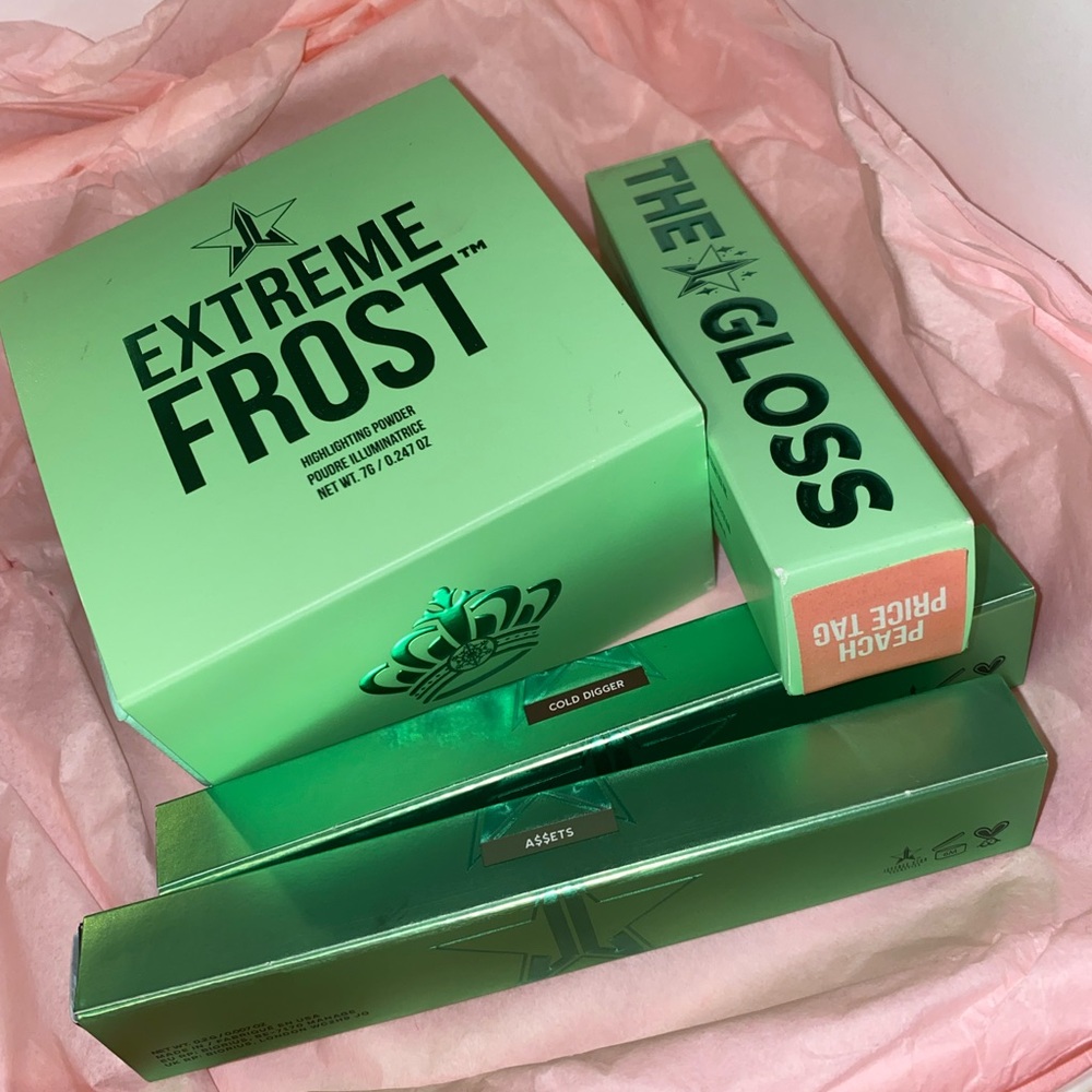 *SOLD* 3pc JSC Bundle💚💚